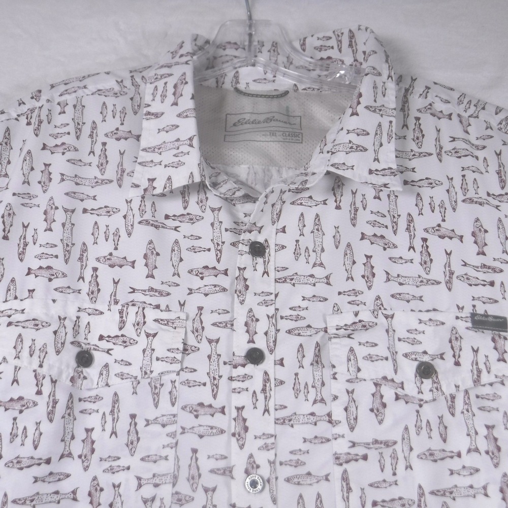 Eddie Bauer Mens TXL Classic Fit Fish Print Short Sleeve Button Down Shirt White